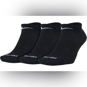 Nike Men’s Essentials Black and White No Show Ankle Socks Med